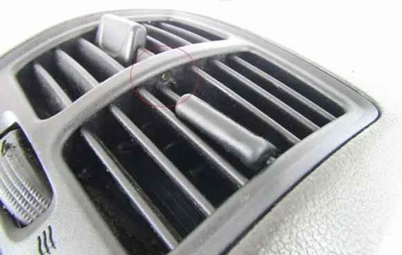 Ford Kuga II Dash center air vent grill AM51