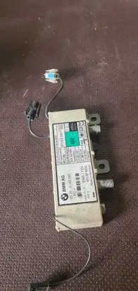BMW 7 E38 Antenna control unit 8380685