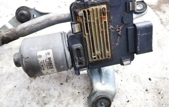 Volkswagen Phaeton Wiper motor 3d1955119b 0390241673