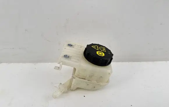 Mazda MX-30 Brake fluid reservoir BDMC43551