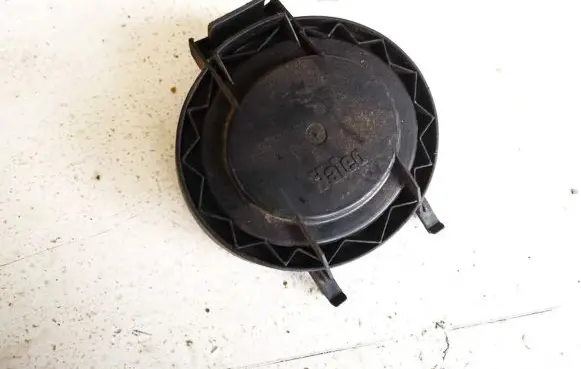 Rover 214 - 216 - 220 Headlight/headlamp dust cover 88203256