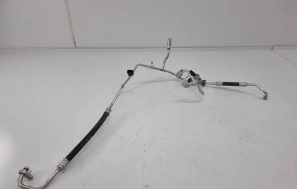Air conditioning (A/C) pipe/hose