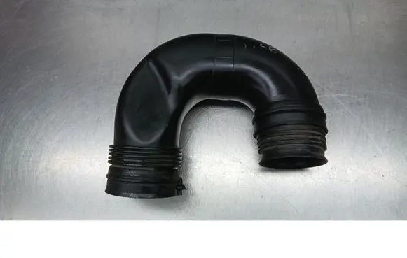 Audi A3 S3 8P Air intake hose/pipe 1K0129618AF
