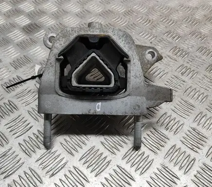 Citroen C4 III e-C4 Engine mount bracket 9826533880