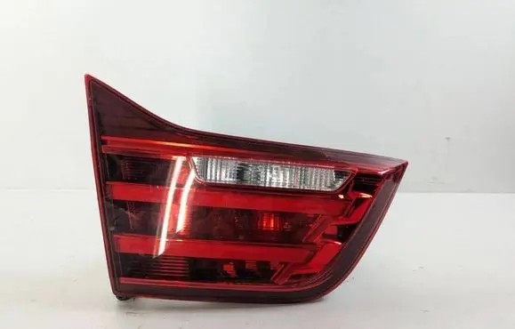 BMW 4 F32 F33 Tailgate rear/tail lights 618373 L1G061A11BF 618371