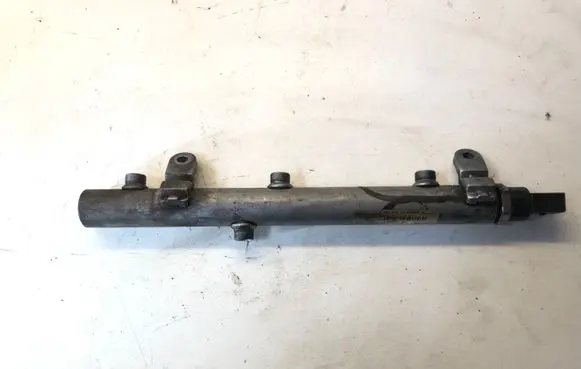 Mercedes-Benz S W221 Fuel main line pipe A6420700695002 10085148