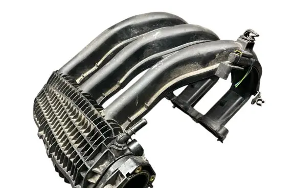 Peugeot 2008 I Intake manifold 9673063980