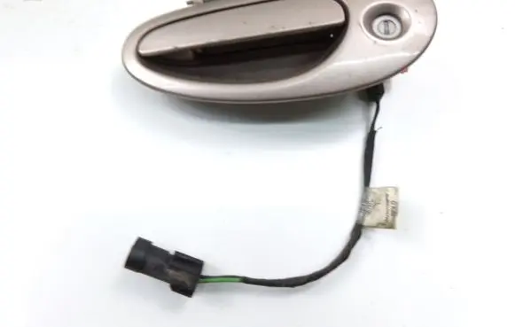Chrysler 300M Front door exterior handle 