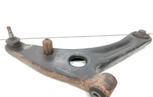 Mitsubishi Colt Front lower control arm/wishbone 191081ssd341