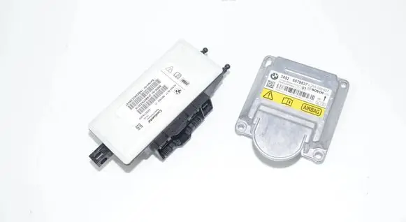 BMW X3 F25 Airbag control unit/module 6879837 6807633 34526879837