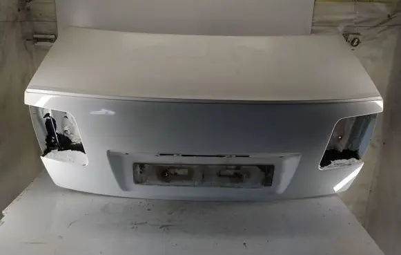 Audi A8 S8 D3 4E Tailgate/trunk/boot lid
