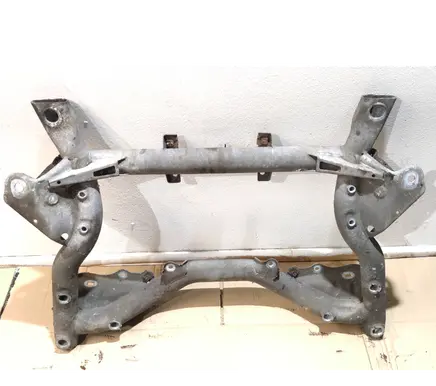 Mercedes-Benz C W204 Front subframe