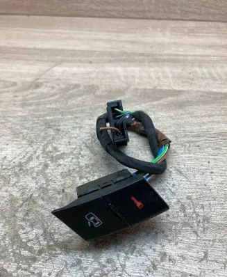 Audi A6 S6 C5 4B Central locking switch button 4B1962107 WITHPLUG