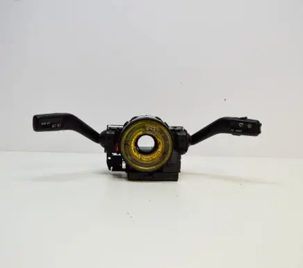 Volkswagen PASSAT B6 Indicator stalk