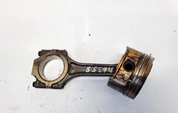 Alfa Romeo 156 Piston with connecting rod