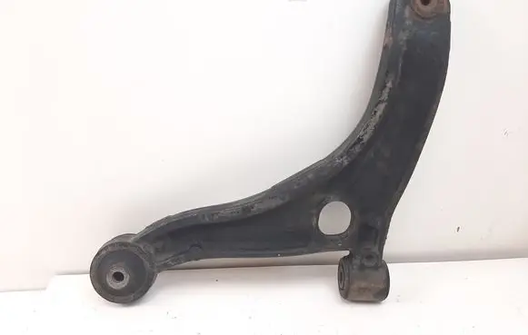 Nissan NV400 Front lower control arm/wishbone