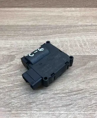 Audi A6 S6 C6 4F Air flap motor/actuator 0132801359 4F0820511A 25010503