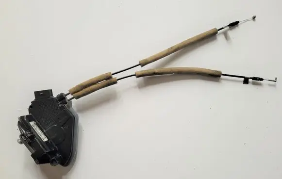 Nissan Rogue Rear door lock 825014BA0A 825014BA0B