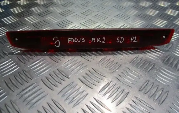 Ford Focus Third/center stoplight