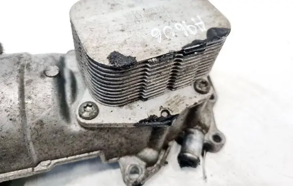 Engine oil radiator