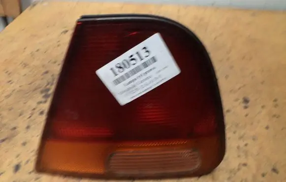 Mitsubishi Carisma Rear/tail lights