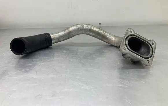 BMW 5 E60 E61 Engine coolant pipe/hose 7560530 3014986