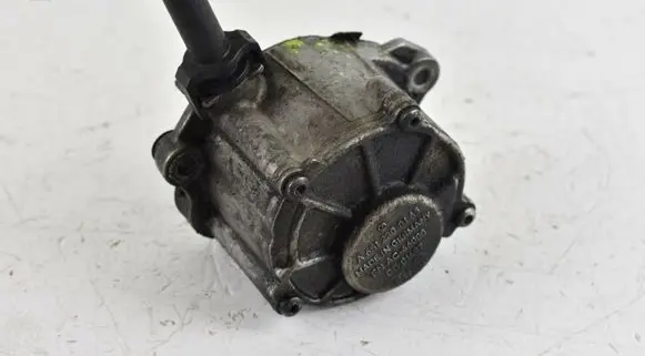 Mercedes-Benz B W246 W242 Vacuum pump A6512300165