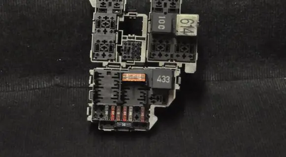 Porsche Cayenne (92A) Fuse box set 8E0951253 3D0951253A