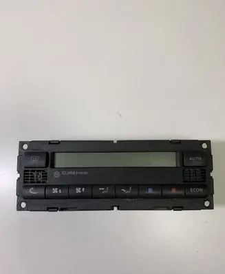 Volkswagen PASSAT B5.5 Climate control unit