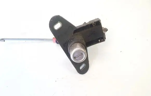 Opel Vectra B Tailgate exterior lock 791500012