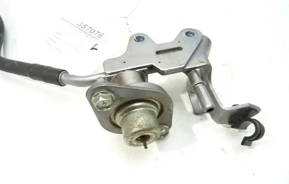 Infiniti Q50 Fuel pressure regulator 