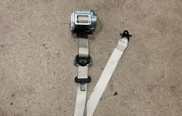 BMW X5 G05 Front seatbelt 7497877