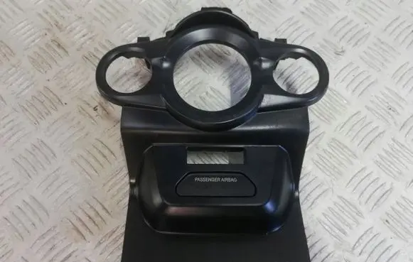 Ford Ecosport Radio/GPS head unit trim 