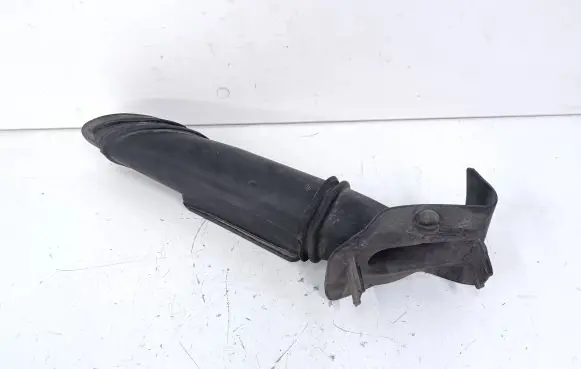 Chevrolet Volt I Air intake duct part 25967725 838509636