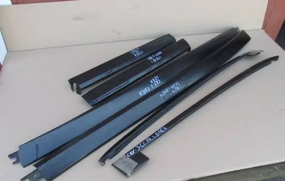 Honda CR-V Roof trim bar molding cover J0UF762CK