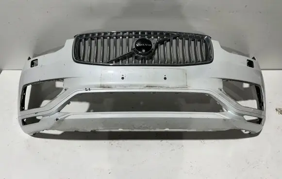 Volvo XC90 Front bumper 31690641