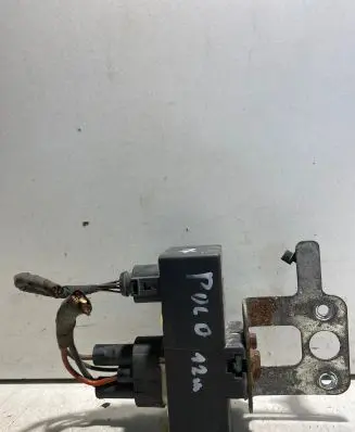 Volkswagen Polo V 6R Coolant fan relay 1J0919506M 104400000