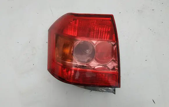 Toyota Corolla E120 E130 Rear/tail lights 8155002311
