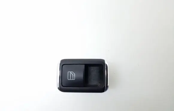 Mercedes-Benz C W204 Electric window control switch A2048707358