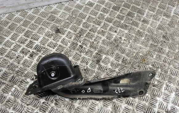 Audi Q3 F3 Rear upper control arm/wishbone 5qf501052aq
