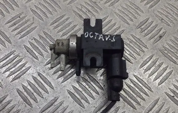 Skoda Octavia Mk1 (1U) Valve vacuum 1J0906283C