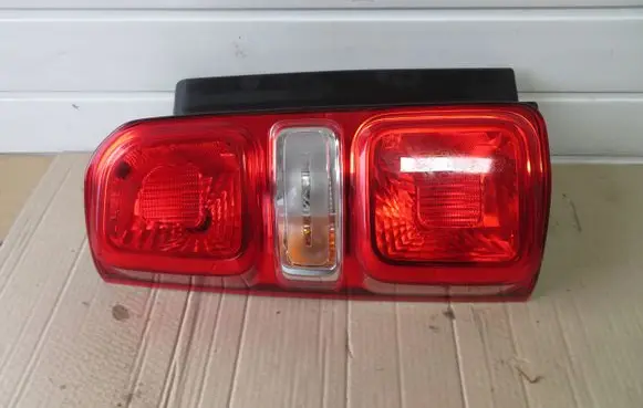 Toyota Proace Rear/tail lights 9808243182