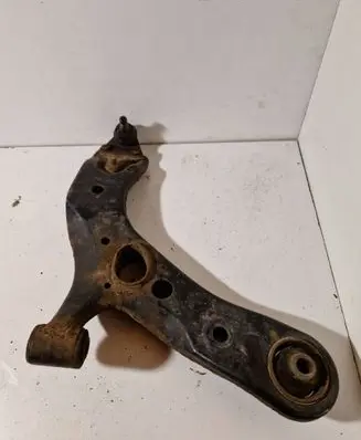 Toyota RAV 4 (XA30) Front lower control arm/wishbone