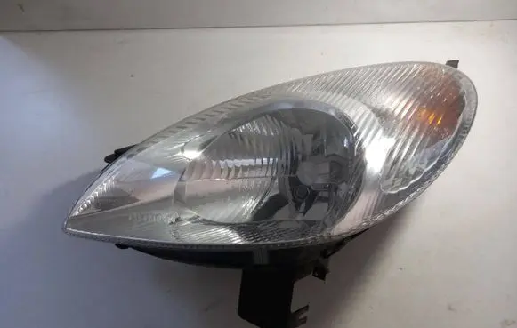 Citroen Xsara Picasso Headlight/headlamp 02A0110 4372
