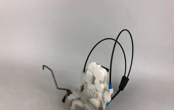 Subaru Outback Front door lock 
