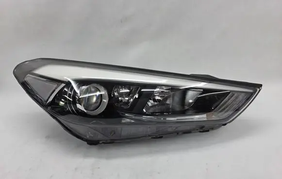 Hyundai Tucson TL Headlight/headlamp SPEED92102D7100 92102D7100