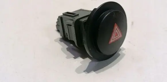 Citroen C1 Tailgate/trunk/boot open switch 