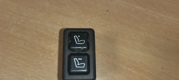 BMW 3 E30 Seat heating switch 1366462