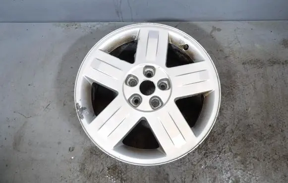 R18 alloy rim