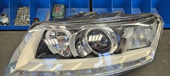 Audi A6 S6 C6 4F Headlight/headlamp
